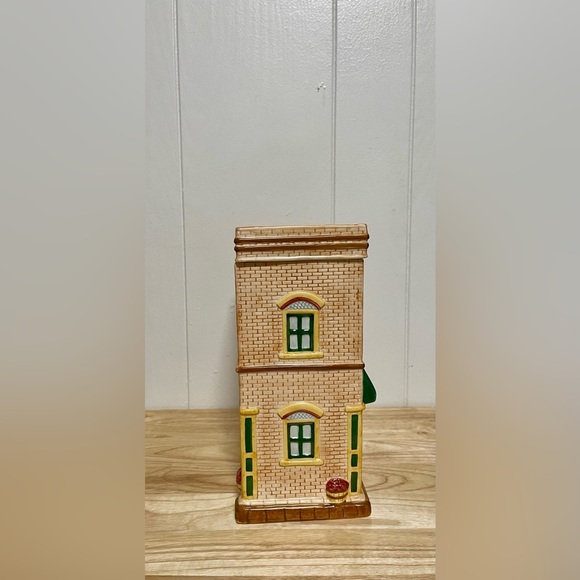 Hallmark Jan Karon Mitford Sweet Stuff Bakery Cookie Jar - Picture 7 of 9